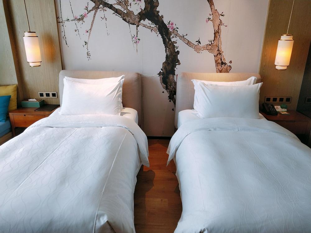 Howard Johnson Riverview Hotel Guangzhou Eksteriør bilde