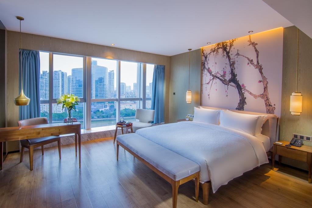Howard Johnson Riverview Hotel Guangzhou Eksteriør bilde